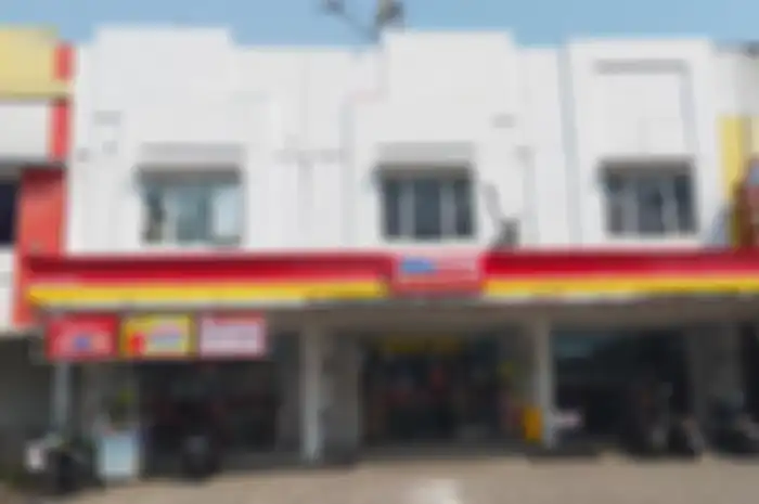 Alfamart di Perum Buana Gardenia Pinang Kota Tangerang sebelumnya dikuasai parkir liar ormas