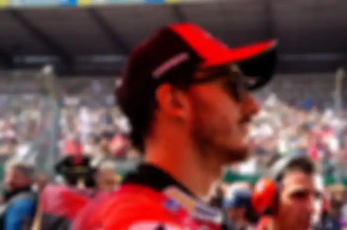 Pembalap Ducati Lenovo Team Francesco Bagnaia mengalami cedera patah tulang.