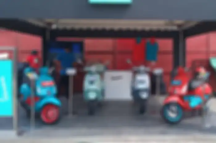 Ilustrasi Vespa matic atau Vespa modern.