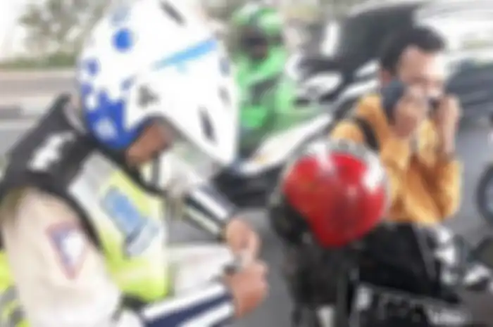 SIM bisa dicabut seumur hidup jika pemotor melakukan kecelakaan fatal yang dapat merugikan banyak orang dan tabrak lari.