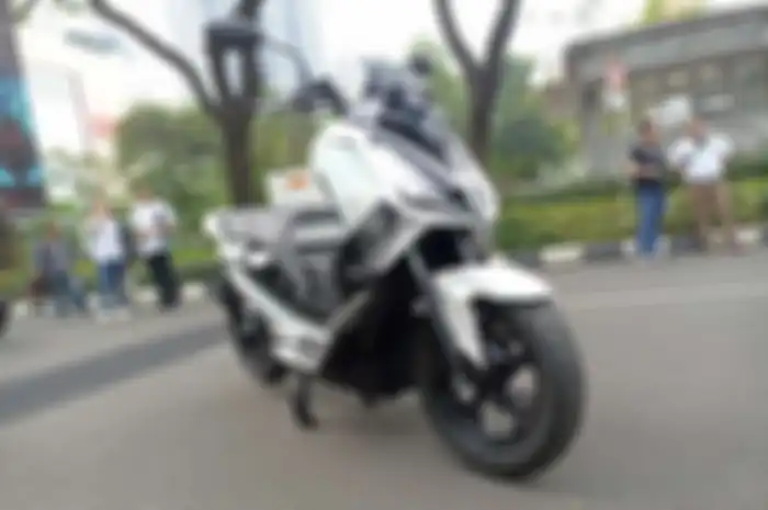 Alva Cervo, dijual dengan harga Rp 37,7 juta untuk satu baterai dan jika dua baterai dijual dengan harga Rp 42,7 juta. 