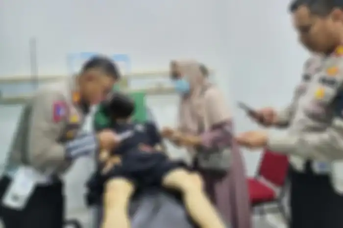 Santri kena serempet moge dijenguk Polres Ciamis