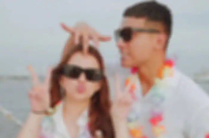 Fadly Faisal memilih tak pulang ke rumah setelah video syur mirip Rebecca Klopper viral 