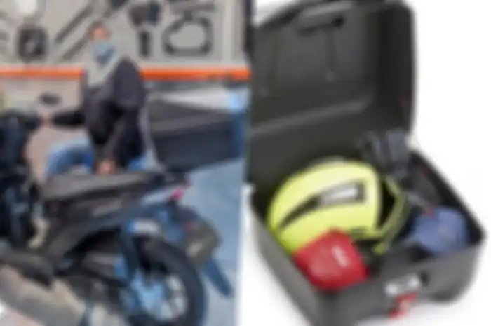 Honda BeAT bisa pasang box Givi biar muat helm