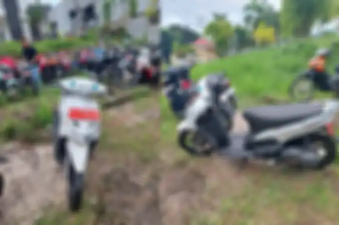 Lelang motor murah Yamaha Mio.
