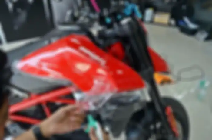 Masterpiece luncurkan produk PPF untuk bodi dan cat motor atau mobil agar tetap awet. Harganya terjangkau nih!