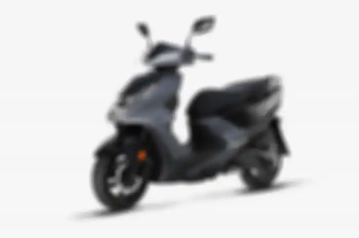 Lawan Honda Vario 125 baru, motor matic SYM FNX 125 punya bagasi bisa muat helm full face.