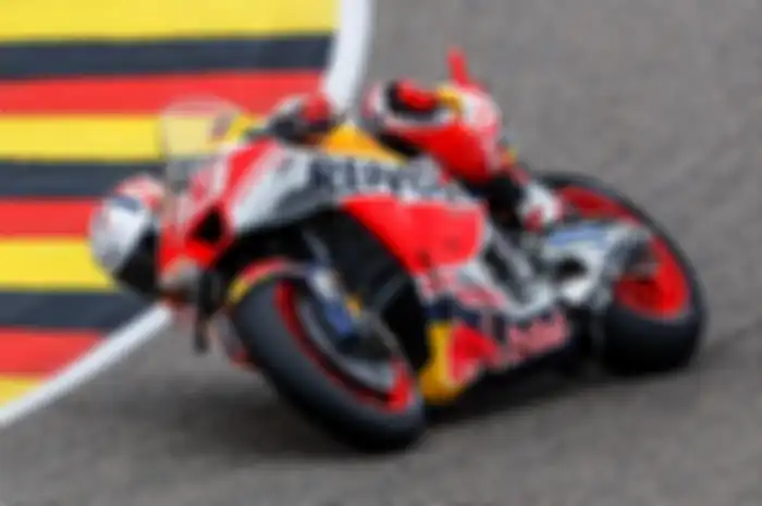 Marc Marquez kesulitan di FP2 MotoGP Jerman 2023. Beberapa kali nyaris terjatuh sampai akhirnya tabrakan dengan Johann Zarco. 