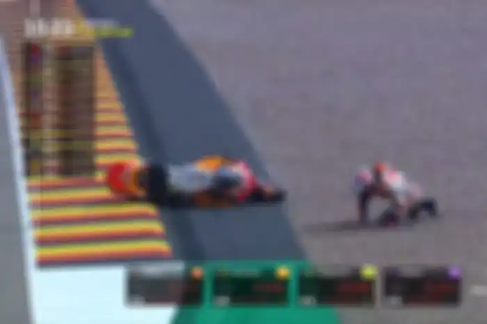 Crash lagi, Marc Marquez high side di belokan 13 Sirkuit Sanchsenring sama seperti saat Q1.