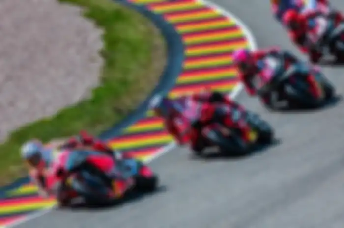 Ilustrasi Marc Marquez bertarung lawan pembalap lain, catat jadwal dan link live streaming MotoGP Belanda 2023.