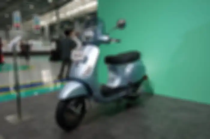 Motor Vespa termurah di Indonesia, Vespa LX 125.