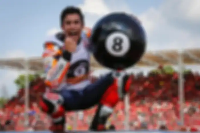 Pembalap Repsol Honda Marc Marquez meraih juara dunia MotoGP 2019.