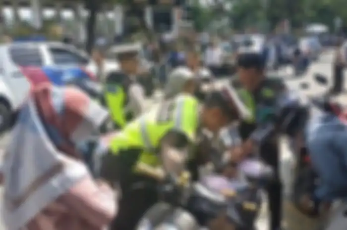 Pemotor deg-degan sering kena tilang polisi SIM tidak bisa diperpanjang dan harus membuat baru.
