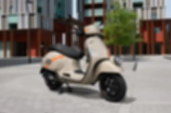 Vespa GTV 2023 resmi dijual.
