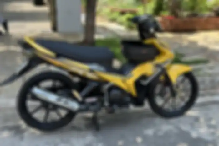 Modifikasi motor Yamaha Jupiter MX 135 tampil kalem tapi gahar. Mesin sudah 150 cc plus hedon!