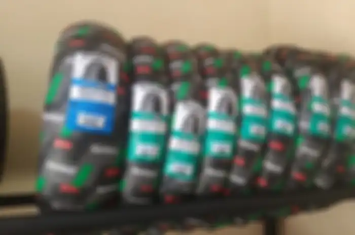 Jelang lebaran , ban motor matic ini kena potongan jadi Rp 100 ribuan 