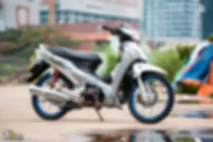 Modifikasi motor Honda Supra X 125 anti jadi motor murah berubah jadi motor mahal. Supra batok getar jadi keder jih!