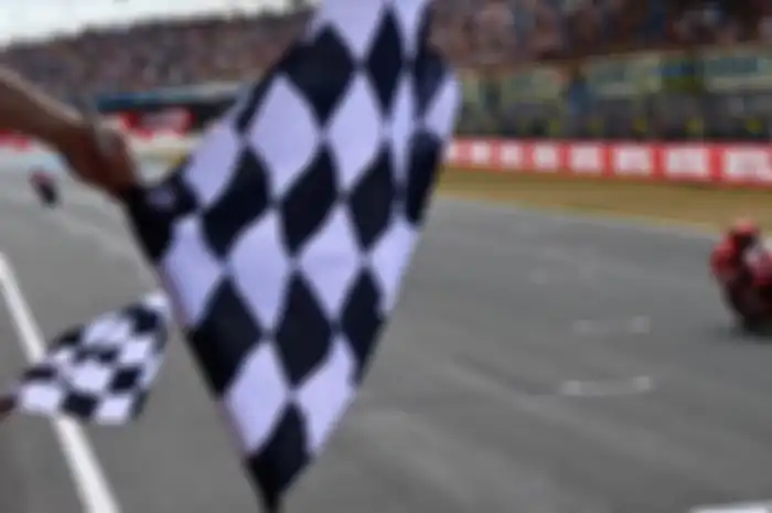 Sistem poin di balap MotoGP aneh karena  pembalap yang finis ke-15 masih dapat poin.