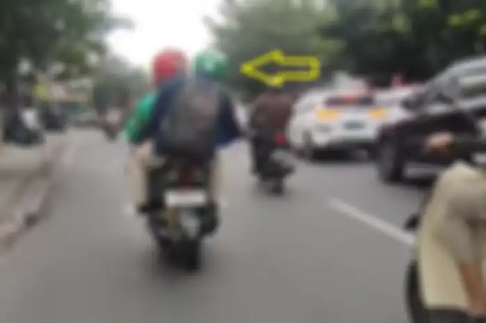 Lucu banget penumpang driver ojol bisa tertukar, dikejar sampai bikin orang bingung.