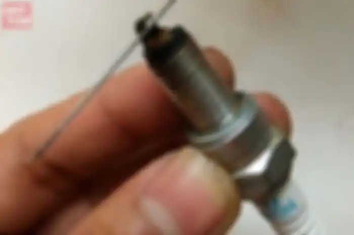 Ciri busi minta ganti tidak harus dibongkar bisa diketahui dari gejalanya