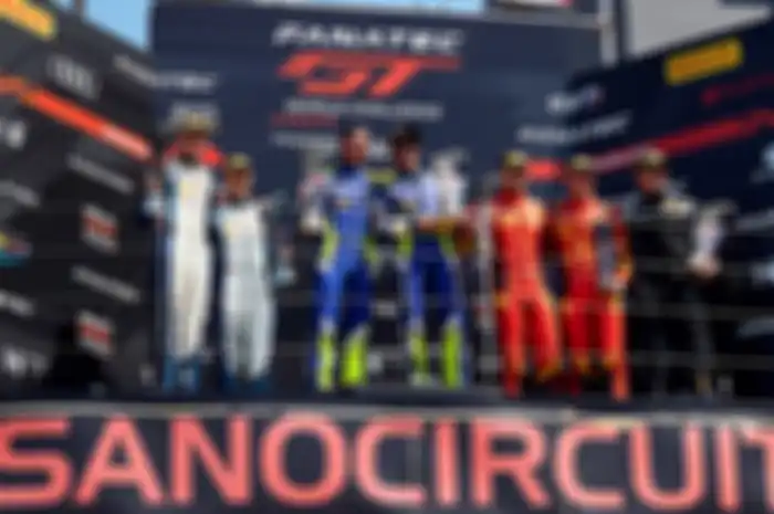 Valentino Rossi dan angka 46 tak bisa dipisahkan, pensiun dari MotoGP malah bersinar di balapan mobil ketahanan