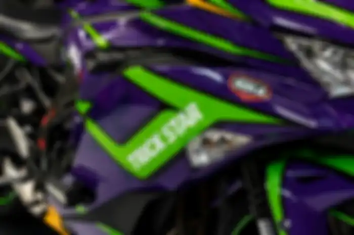 Trick Star pakai konsep EVA 01 di Kawasaki Ninja ZX-25R
