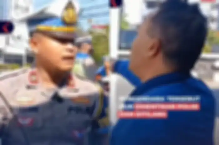 Kejadian debat pemotor yang menolak ditilang dengan polisi di razia Operasi Patuh Lodaya 2023, sampai ancam telepon jenderal.