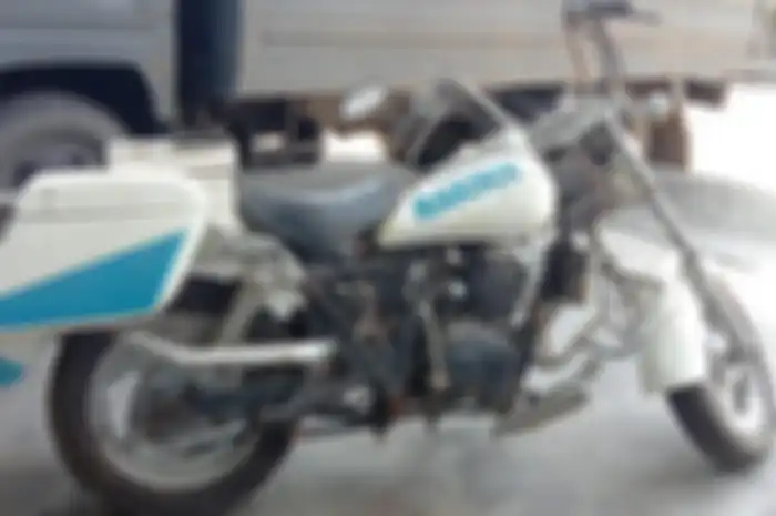 Motor murah merek Garuda bekas Marinir dijual secara lelang.