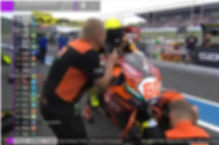 Pada kancah WSBK, bisa diterapkan sistem pit stop, termasuk kelas-kelas juniornya, seperti di F1. 