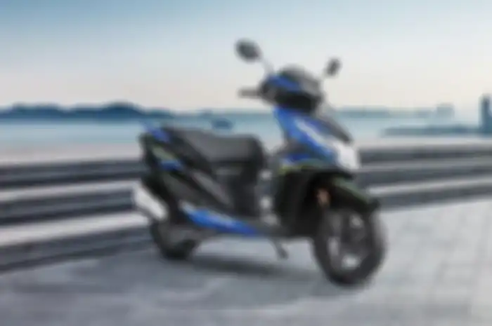 Honda Dio 125 cc dijual dengan harga sekitar Rp 15 juta bisa bikin Honda BeAT minder. 
