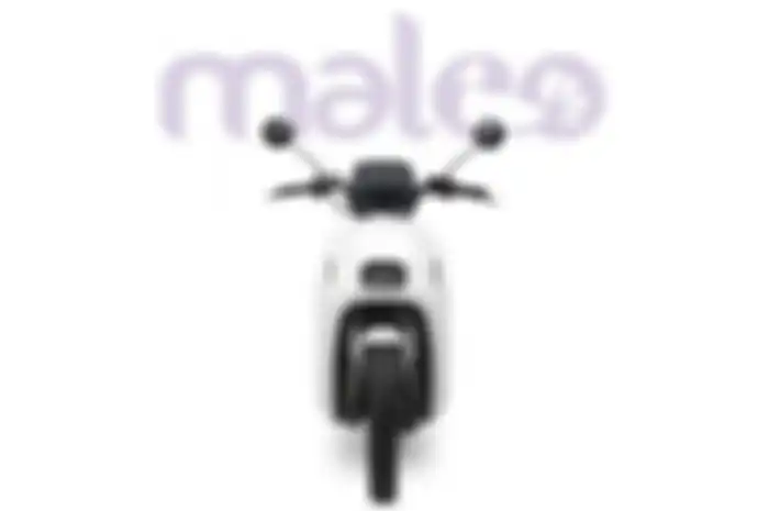 Kenalin nih motor murah 2023 Charged Maleo, pakai tenaga listrik harga Rp 24 jutaan aja.