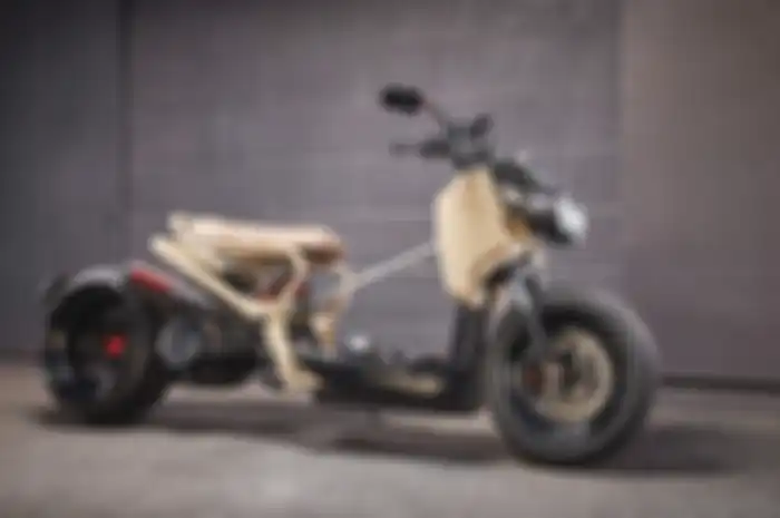 Tampak samping modifikasi motor Honda Zoomer 171 cc