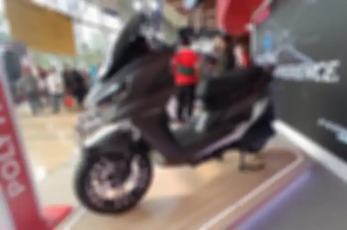 Motor listrik Polytron Fox R tampil di GIIAS 2023.