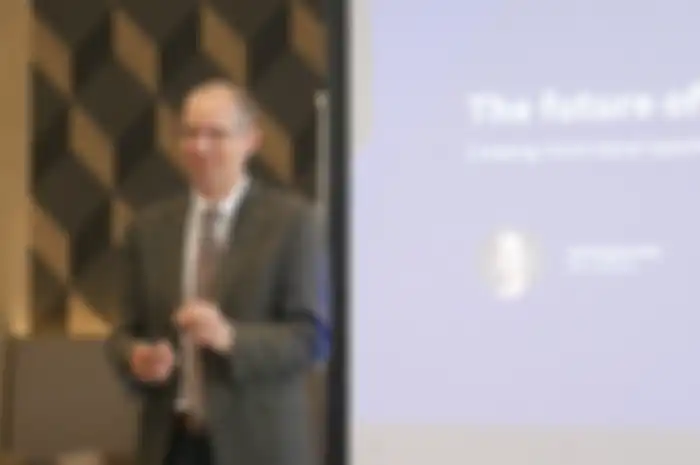 Chief Executive Officer of Coursera Jeff Maggioncalda menjelaskan 