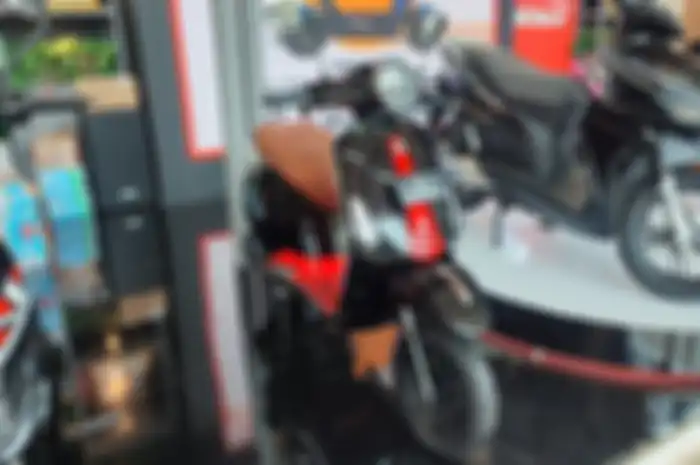 Motor listrik mirip Vespa hadir di GIIAS 2023, dapat potongan sejuta dan gratis ongkir.