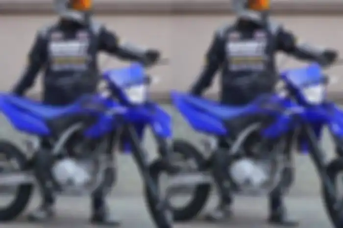 Modifikasi motor Yamaha WR155R Supermoto, biaya mulai Rp 2 jutaan.