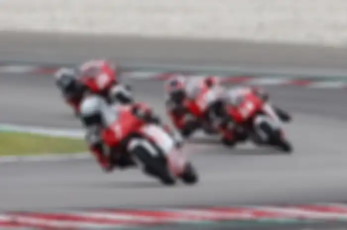 Pembalap Indonesia Veda Ega Pratama (7) di Asia Talent Cup Malaysia.