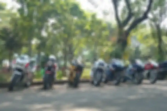 Moge sport Jepang tahun 1980 sampai awal 2000 koleksi Team Ogre.