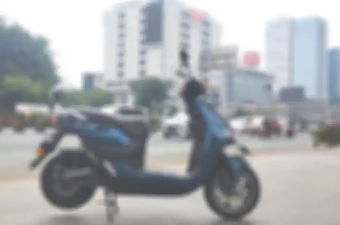 Motor listrik T8 punya jarak tempuh 100 kilometer cuma perlu Rp 5.000 sekali ngecas