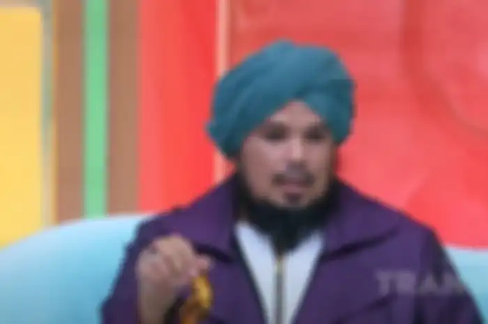 Ustaz Derry Sulaiman tanggapi soal ibunda Aldila Jelita yang melarang anaknya rujuk dengan Indra Bekti. 