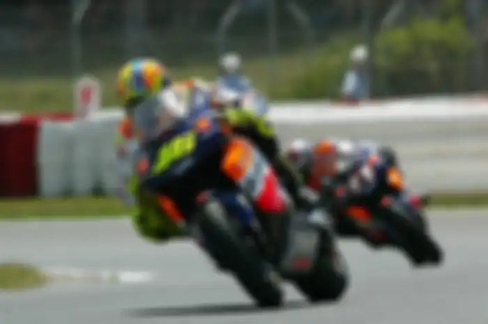 Motor langka Honda RC211V dipakai Valentino Rossi menang MotoGP Catalunya 2002, satu-satunya dan terakhir pakai mesin konfigurasi V5