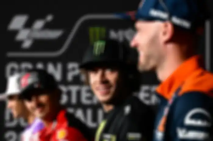 Marco Bezzecchi bertahan di VR46 Racing Team di MotoGP 2024, murid Valentino Rossi Francesco Bagnaia protes, endingnya bikin tersenyum
