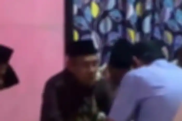 SA ijab kabul dengan calon ayah mertua.
