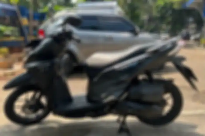 Lelang motor murah Honda Vario 150 tahun 2015.