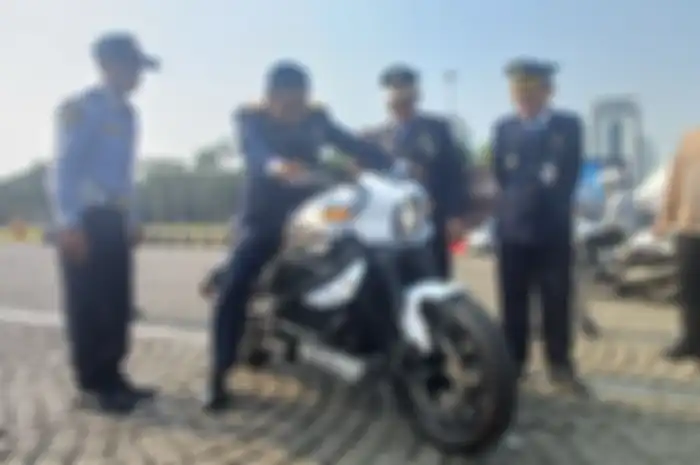 Motor listrik yang dibeli oleh Pemprov DKI Jakarta sebagai Patwal