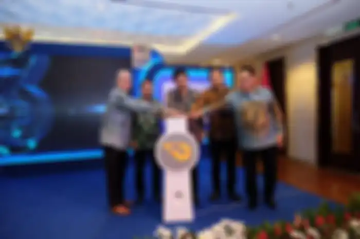 GIIAS 2023 Surabaya resmi dibuka, fokusan pada edukasi dan informasi industri otomotif. 
