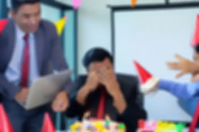 Ucapan ulang tahun untuk atasan di kantor.