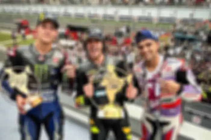 Podium MotoGP India 2023, Fabio Quartararo P3 (kiri), Marco Bezzecchi P1 (tengah), Jorge Martin P2 (kanan).