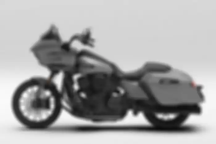 Zeths Club 1200, motor murah tiruan Harley-Davidson Road Glide.