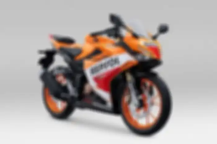 Marc Marquez putuskan hubungan dengan Honda di MotoGP. AHM baru saja rilis motor Honda CBR150R Repsol Edition.